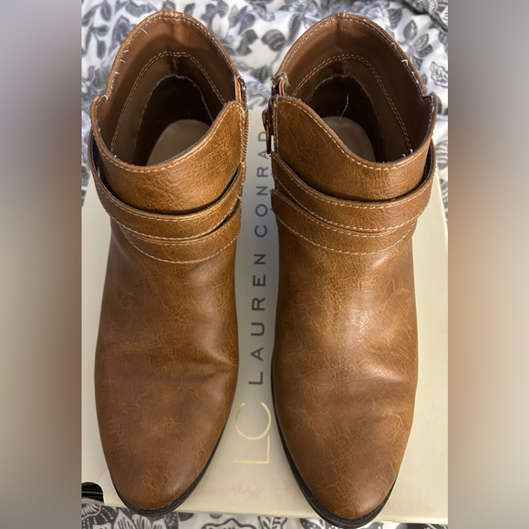 Brown booties with 1 in heel by Lauren Conrad - Picture 3 of 5